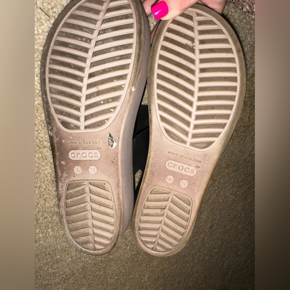 CROCS Black and Cream Platform Sandals Modern Minimalist summer spring 11 beach - Picture 9 of 9